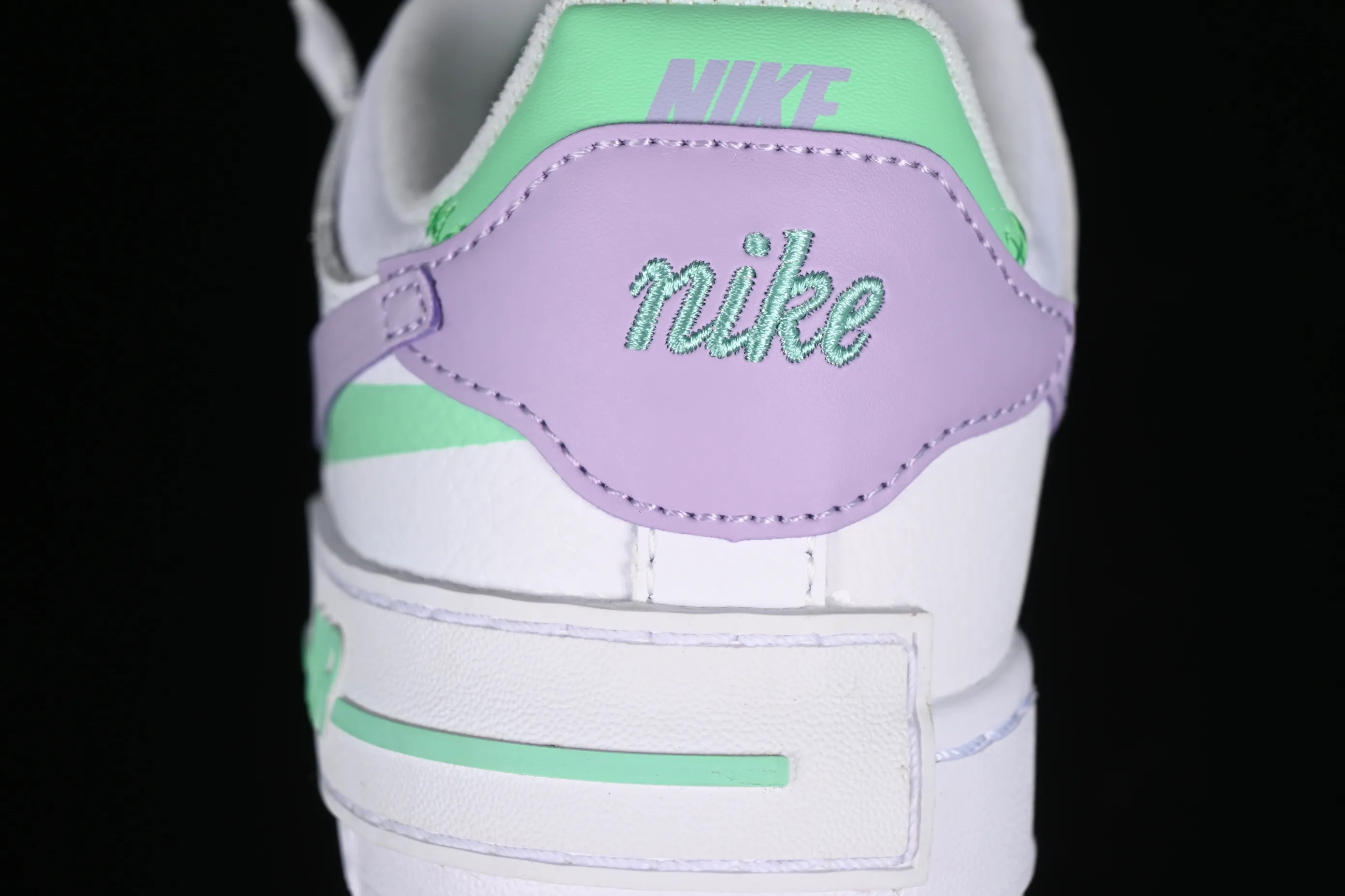 All Categories Nk Air Force 1 Air Force Series Nk Air Force 1 Shadow Air Force Lightweight Increase Nk Air Force 1 Shadow Air Force One Lightweight Increase Low-top Versatile Sneakers CU8591-103